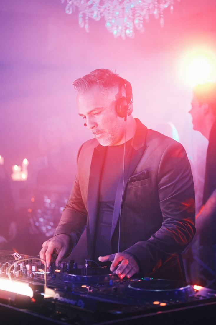 Damian, Married to the Groove associate DJ